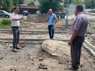 В Саратове продолжается реализация проекта по ремонту тротуаров